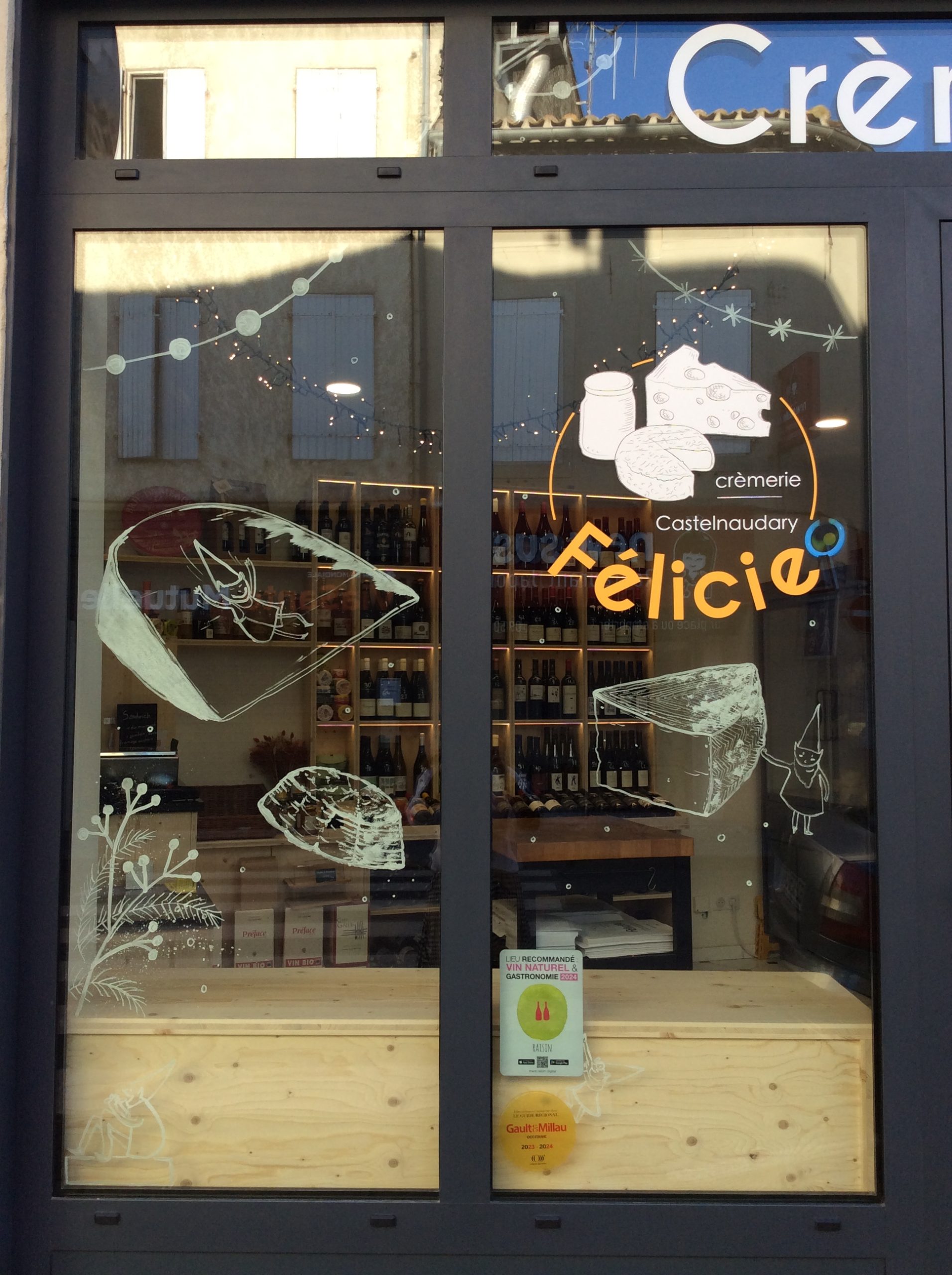 Décoration vitrine Félicie